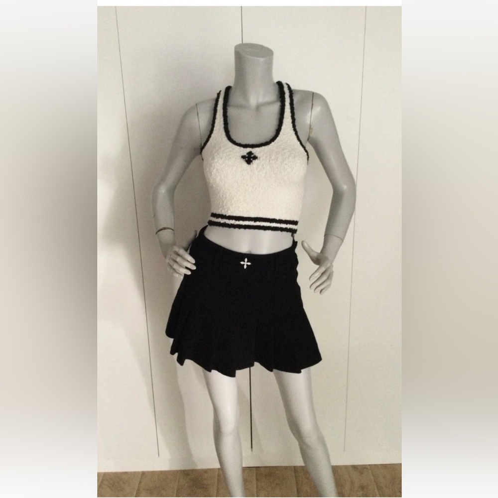 SMFK Black/White Set Knit Top & Skirt  Size S